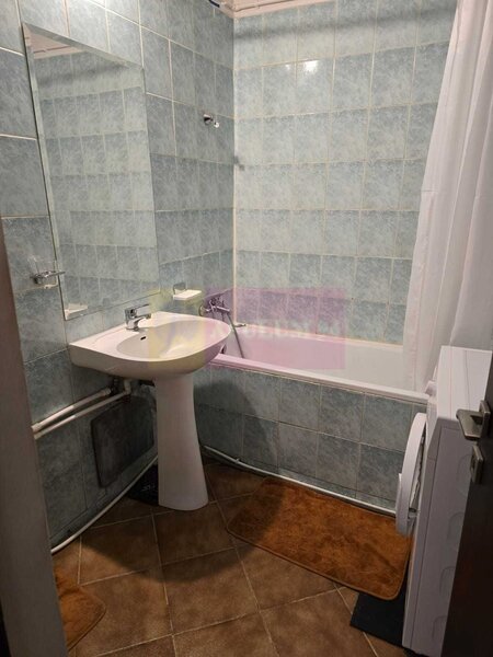 Vanzare apartament 2 camere in zona bd. Decebal stradal